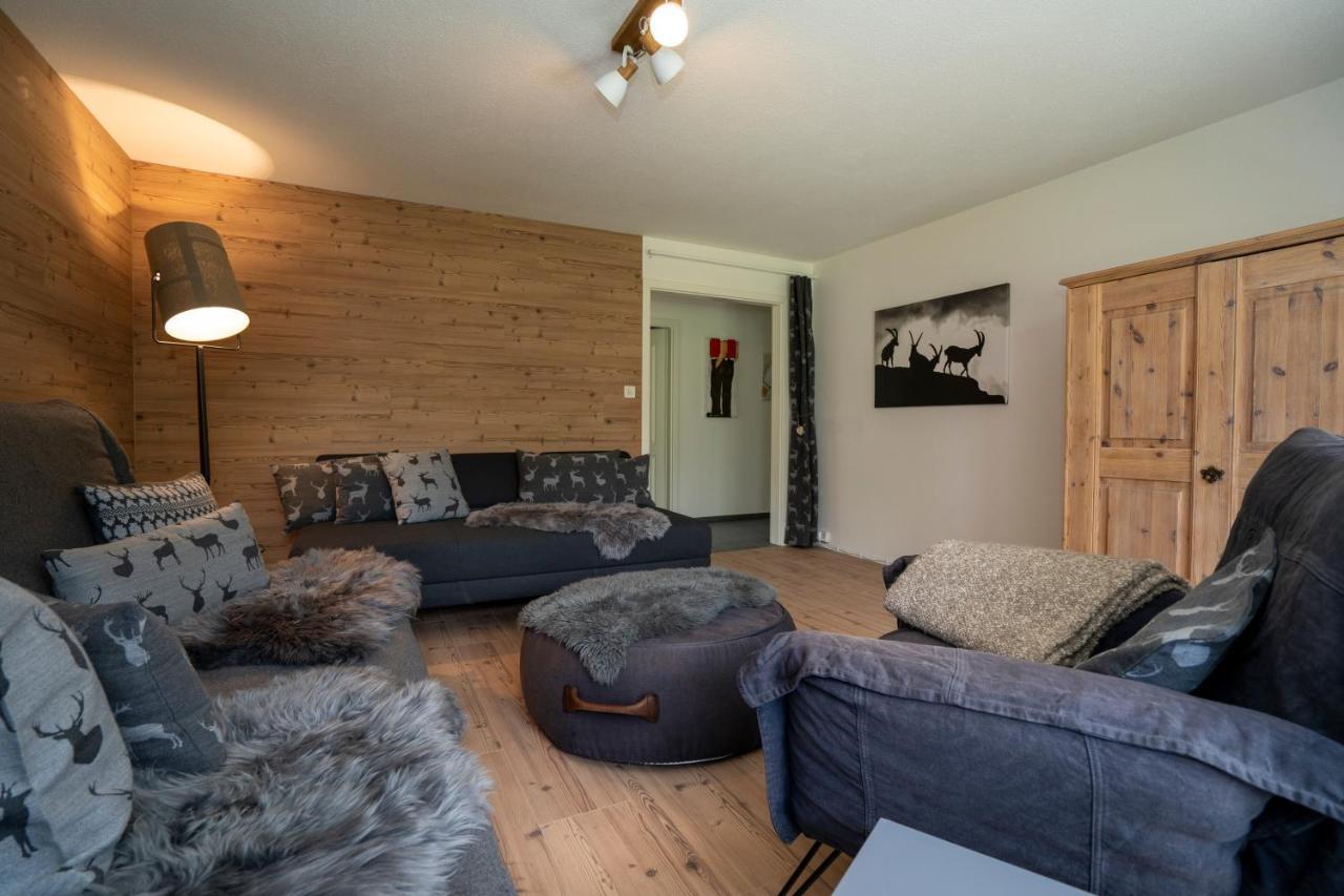 Aaa Chalet Allegra Rojo With Mountain View Scuol Buitenkant foto