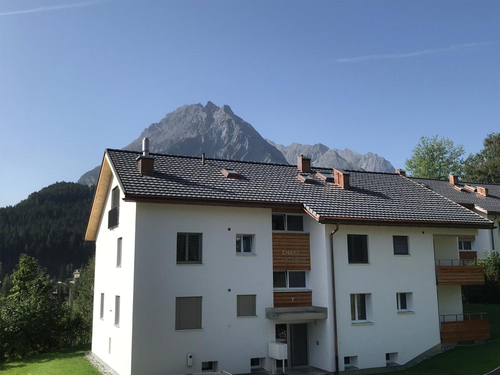 Aaa Chalet Allegra Rojo With Mountain View Scuol Buitenkant foto